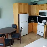 Ocean Front Casablanca Studios With Full Kitchens & Beach Access By Bl Rentals