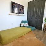 Miami Beach Apartment With Private Patio Free Parking Family Friendly No Pet Fee