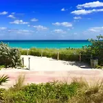 3 Minute Walk To Beach Bungalow Family Friendly Free Parking