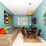 Sunny Days Apartments