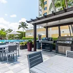 Golden Bay 33