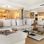 2 Bedroom Private Residence At Roney Palace -6072B