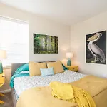 2 Bedroom 2 Bath Penthouse On The Beach