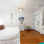Villa Paradiso Apartment Hotel