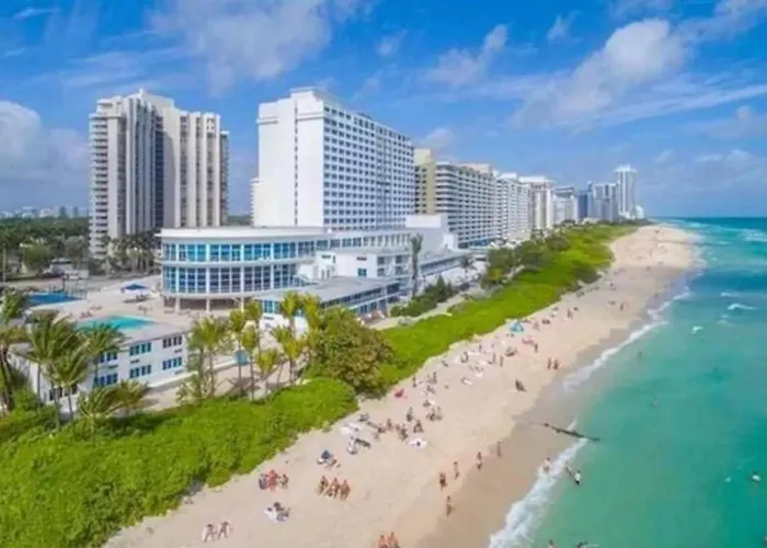 Villa Katy, Beachfront Property