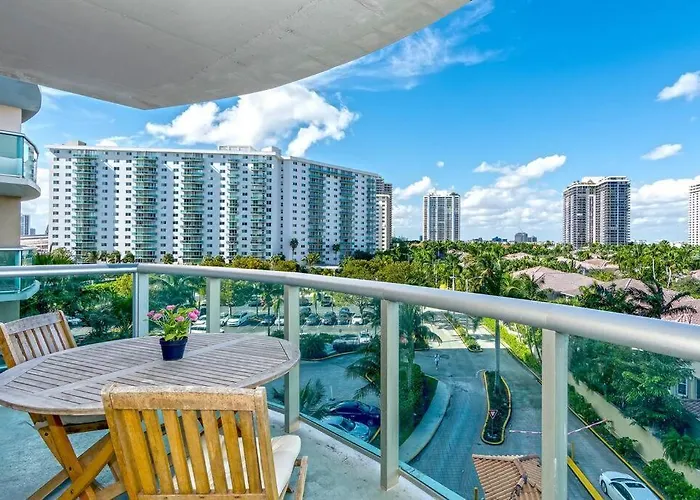 Special Beautiful Modern Beach Condo