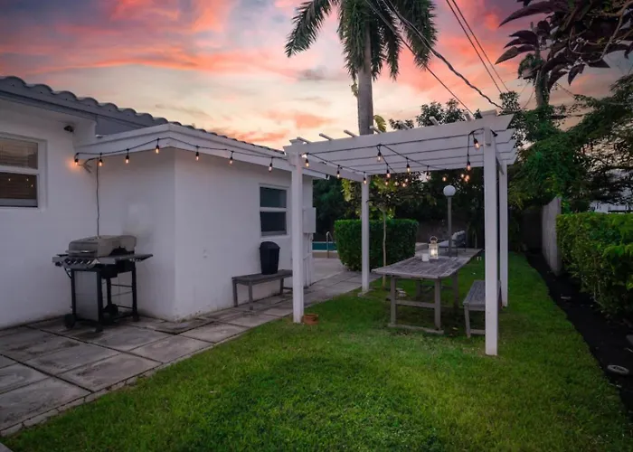 Perfect Beach Home For A Family Getaway Wpool!
