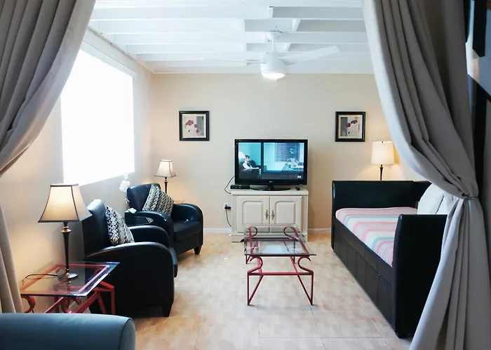 Castle L1 Double-Loft Condo With Beach Access, Pool, Tennis And Free Parking!