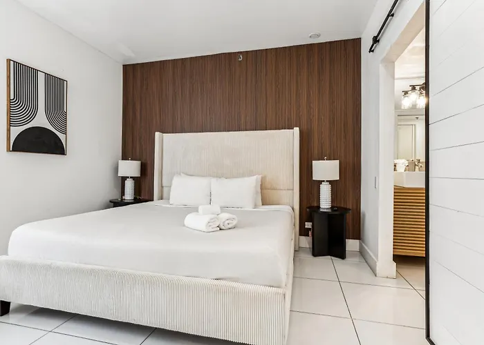 Grazia Holiday Suites - Near The Beach !