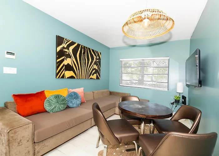 Sunny Days Apartments