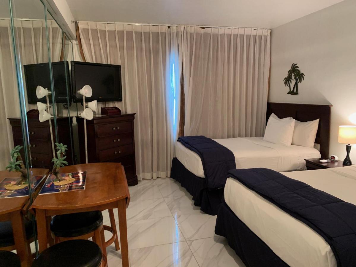 Ocean Front Casablanca With Full Kitchens & Access By Bl Apartment Miami Beach