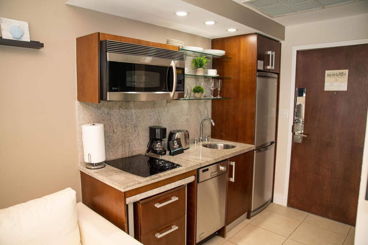 Apartment Allure Suites At The Stand On Ocean *