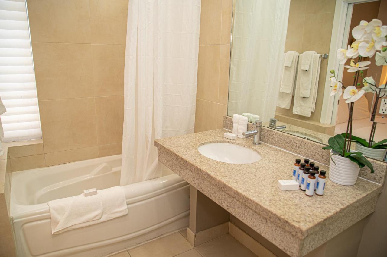 Apartment Allure Suites At The Stand On Ocean