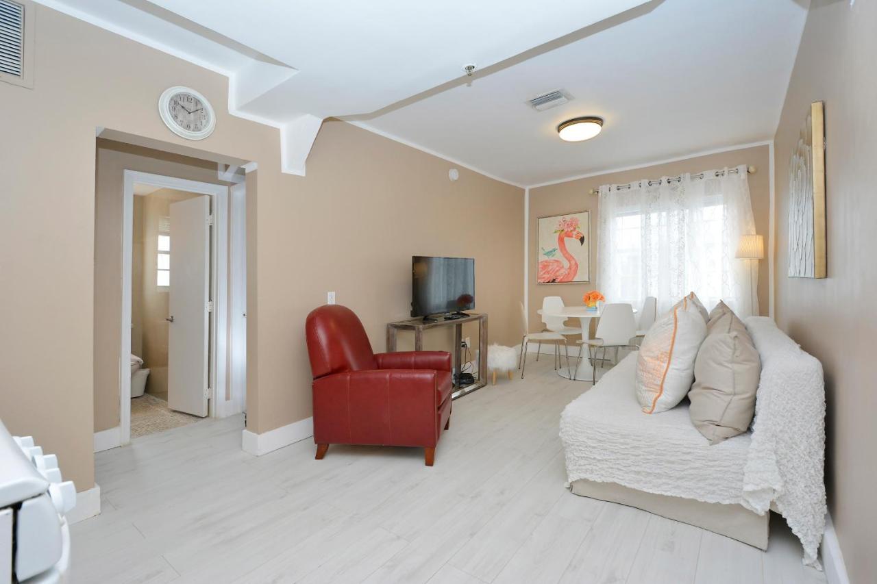 Ocean Drive Apartment Miami Beach