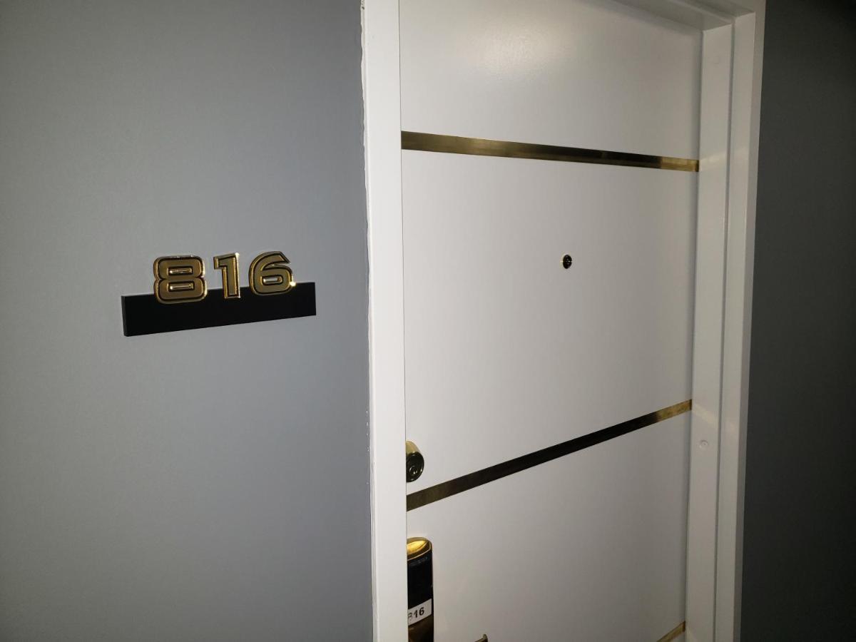 Aparthotel 2 Bedroom 2 Bath Beachfront On Miami Millionaire Row