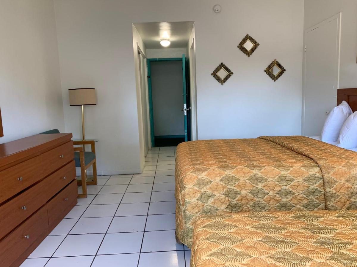 Hotel International On The Bay Miami Beach
