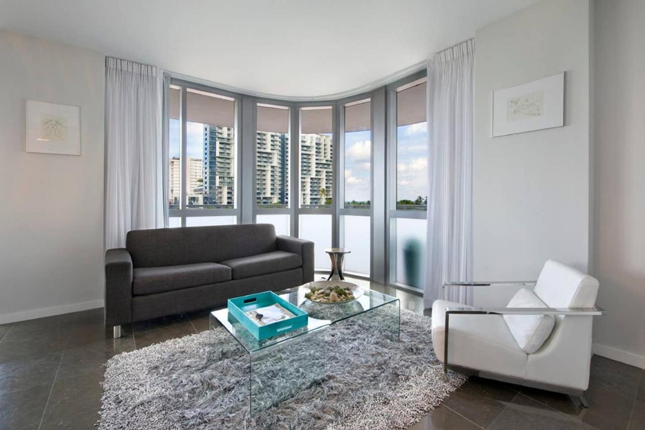 Luxury Boutique Collins Ave Aparthotel