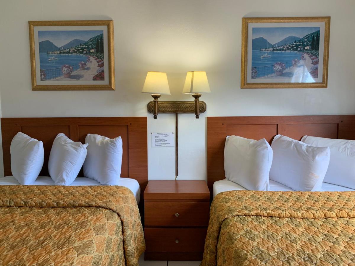 International On The Bay Hotel