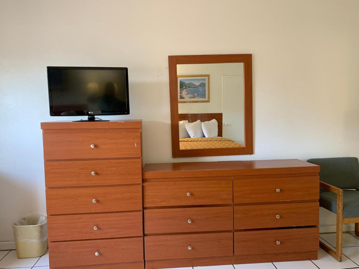 Hotel International On The Bay Miami Beach