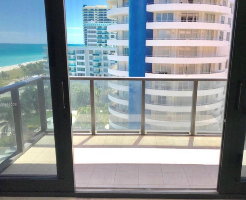 Alexander Suites Ocean View Apartment