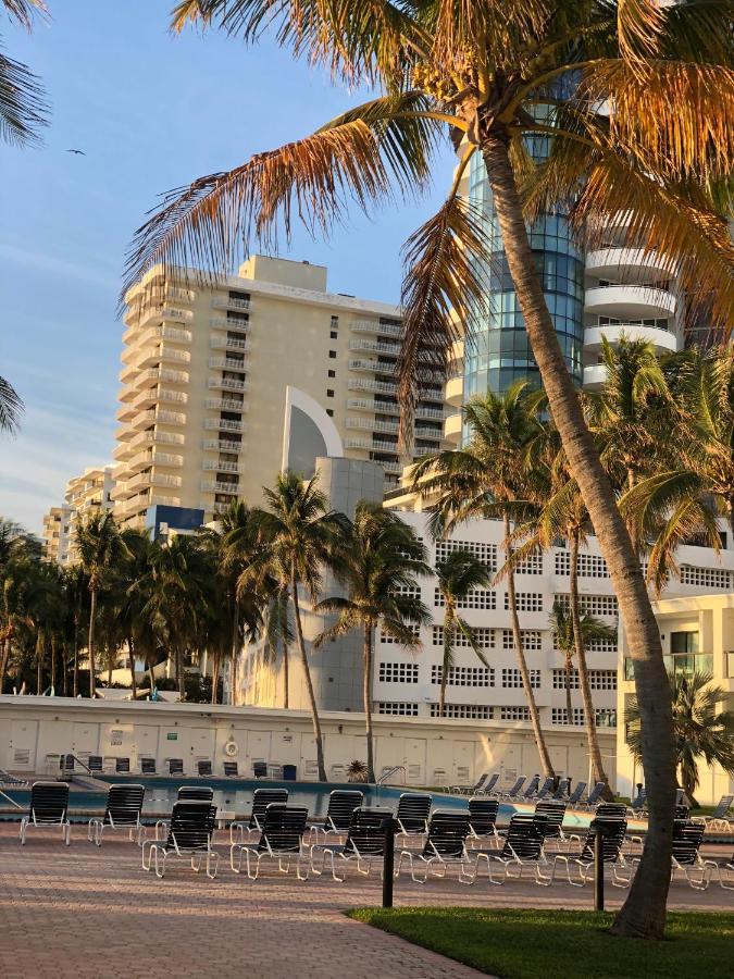 Apartment 411 Rents Miami *