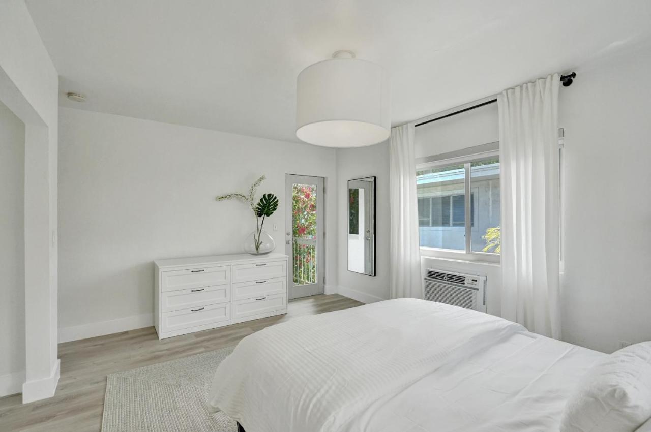 Lincoln Apartment