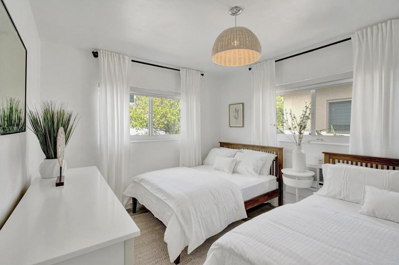 Lincoln Apartment *