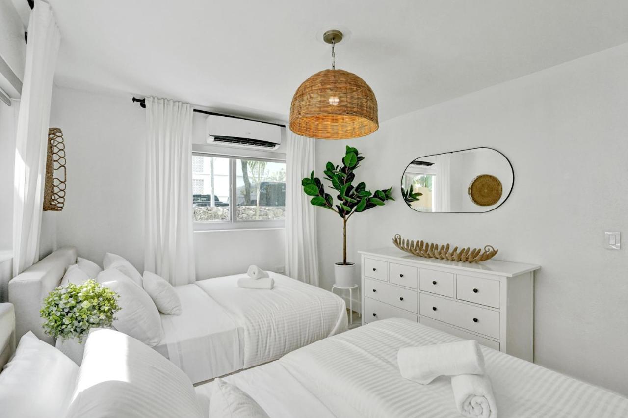 Lincoln Apartment