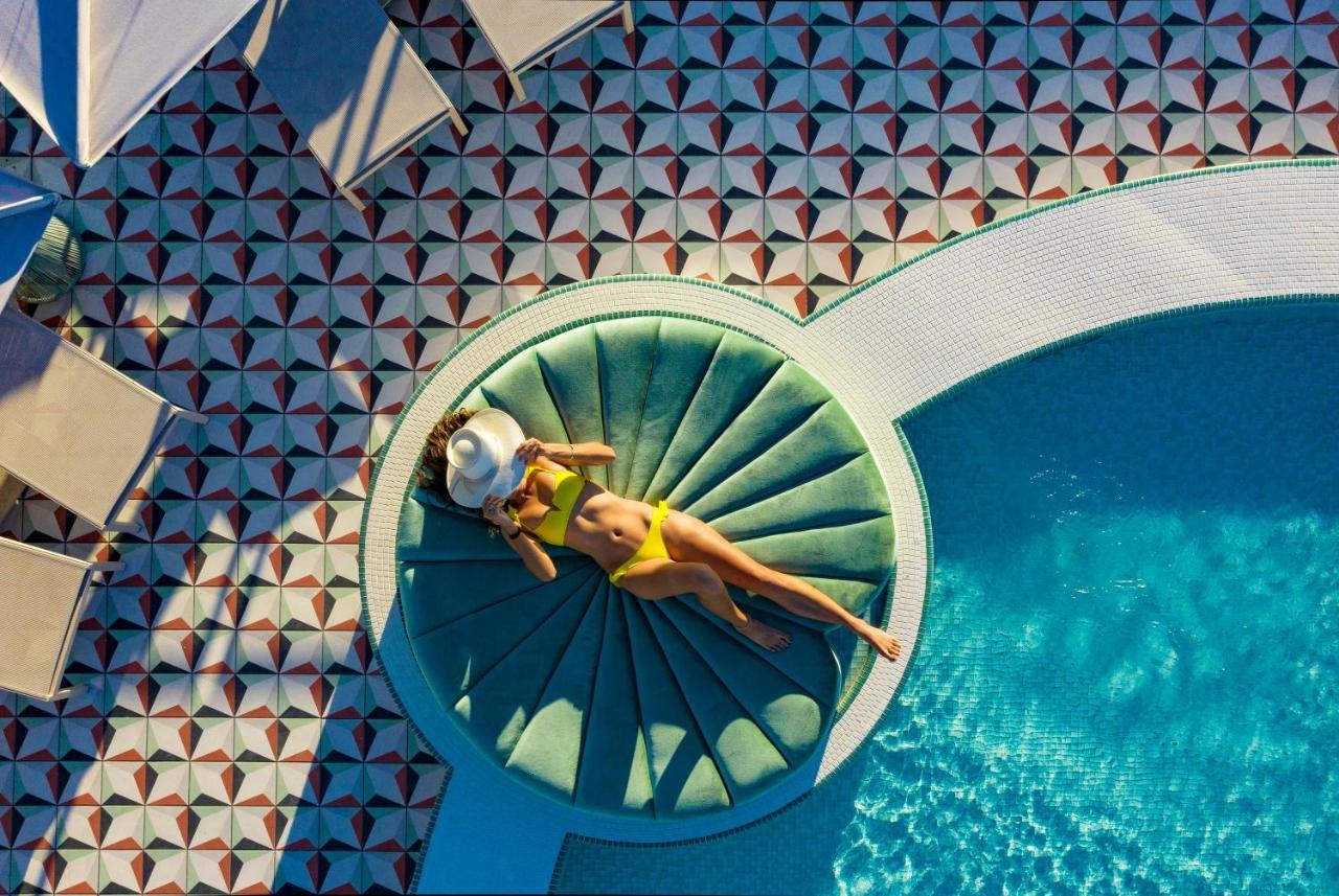 Moxy Miami South Hotel 4*