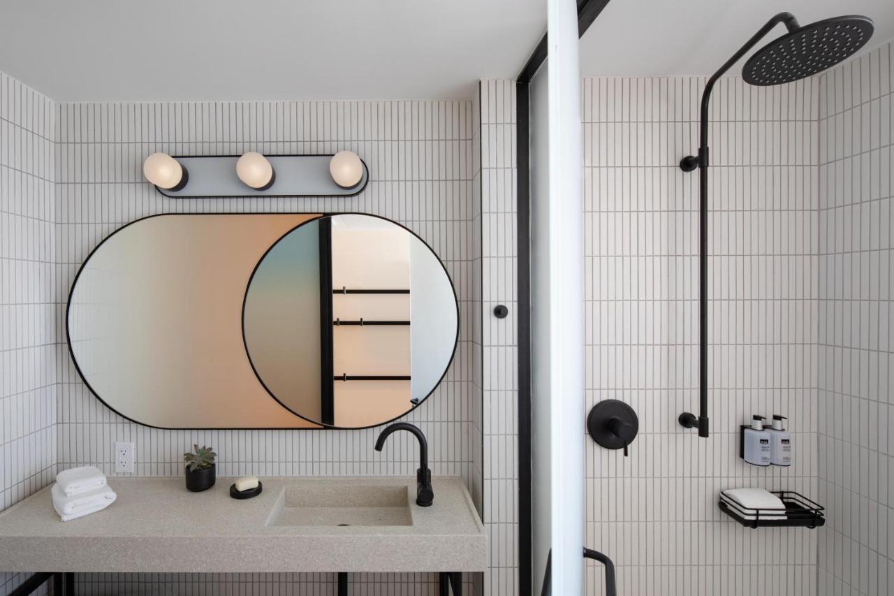 Hotel Moxy Miami South 4*