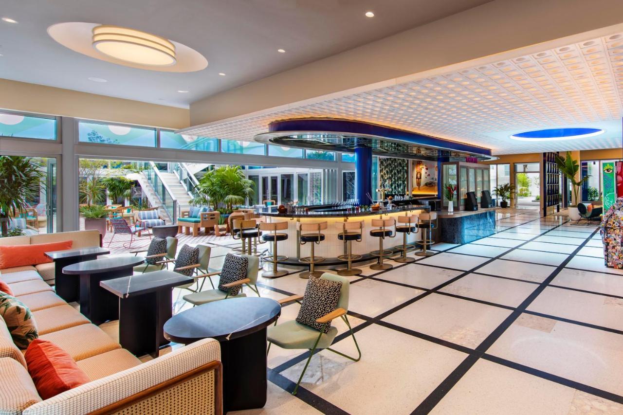 Hotel Moxy Miami South Miami Beach