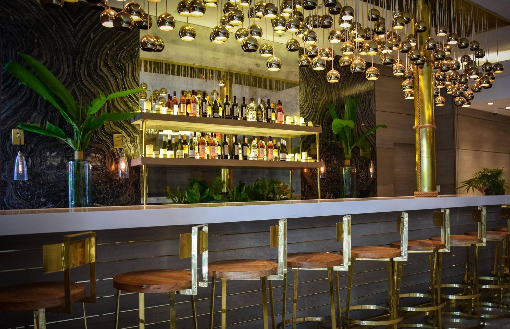 San Juan Hotel Miami Beach
