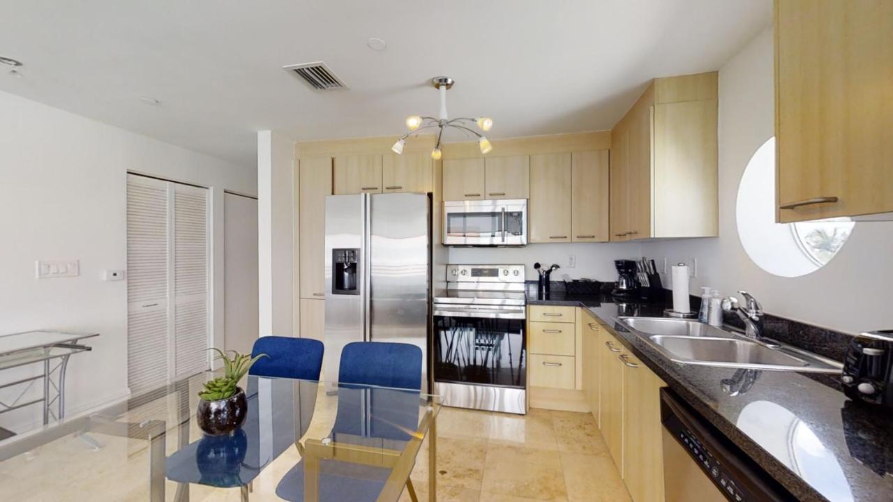 Dream Destinations At Ocean Place *