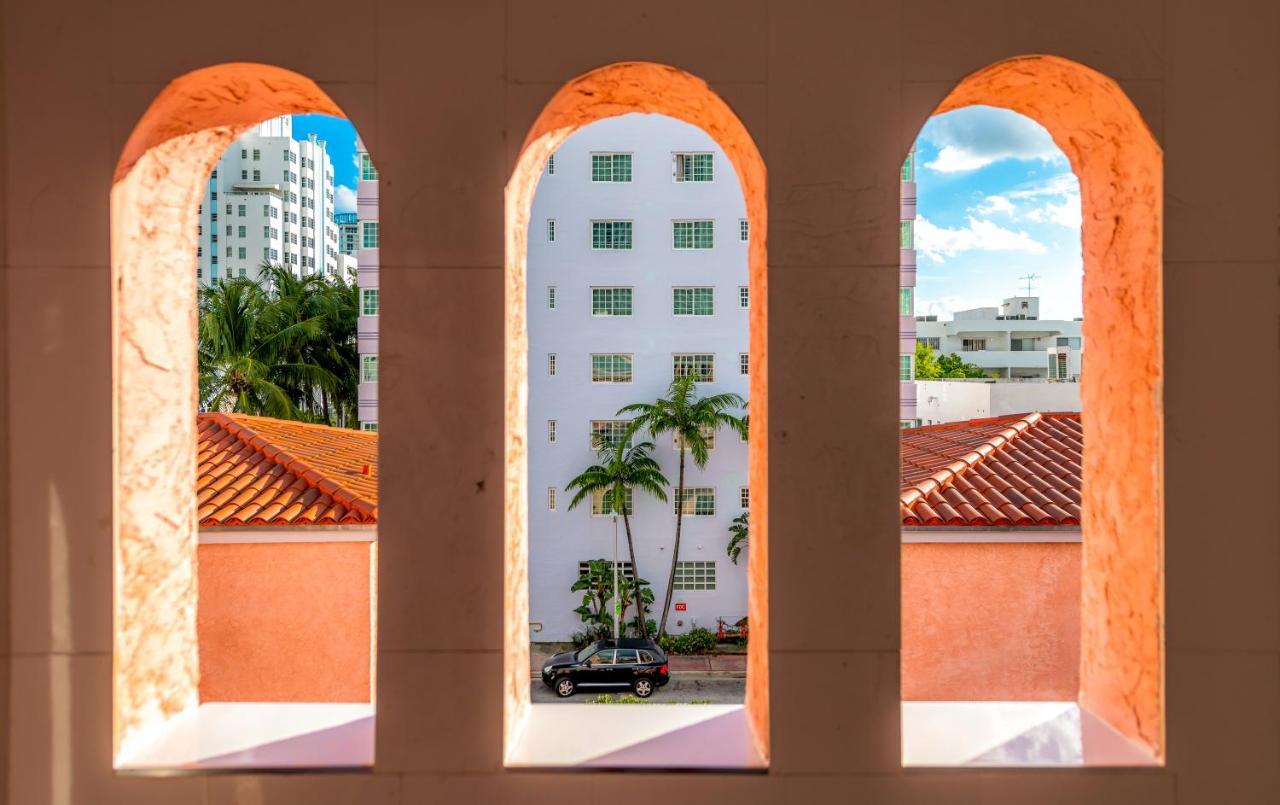 Secret Garden Miami Hotel