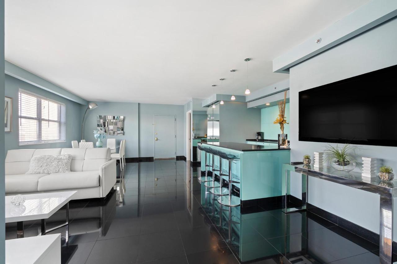 Casa Grande On Ocean Drive Apartment Miami Beach