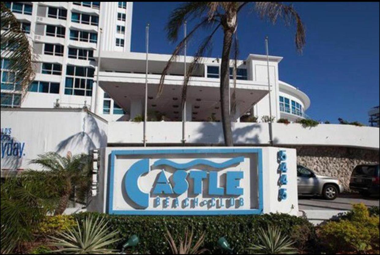 Katy, Beachfront Miami Beach