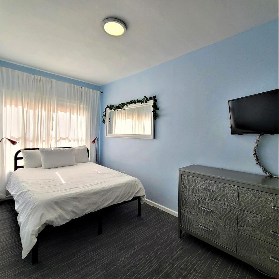 918 Sobe Flats *