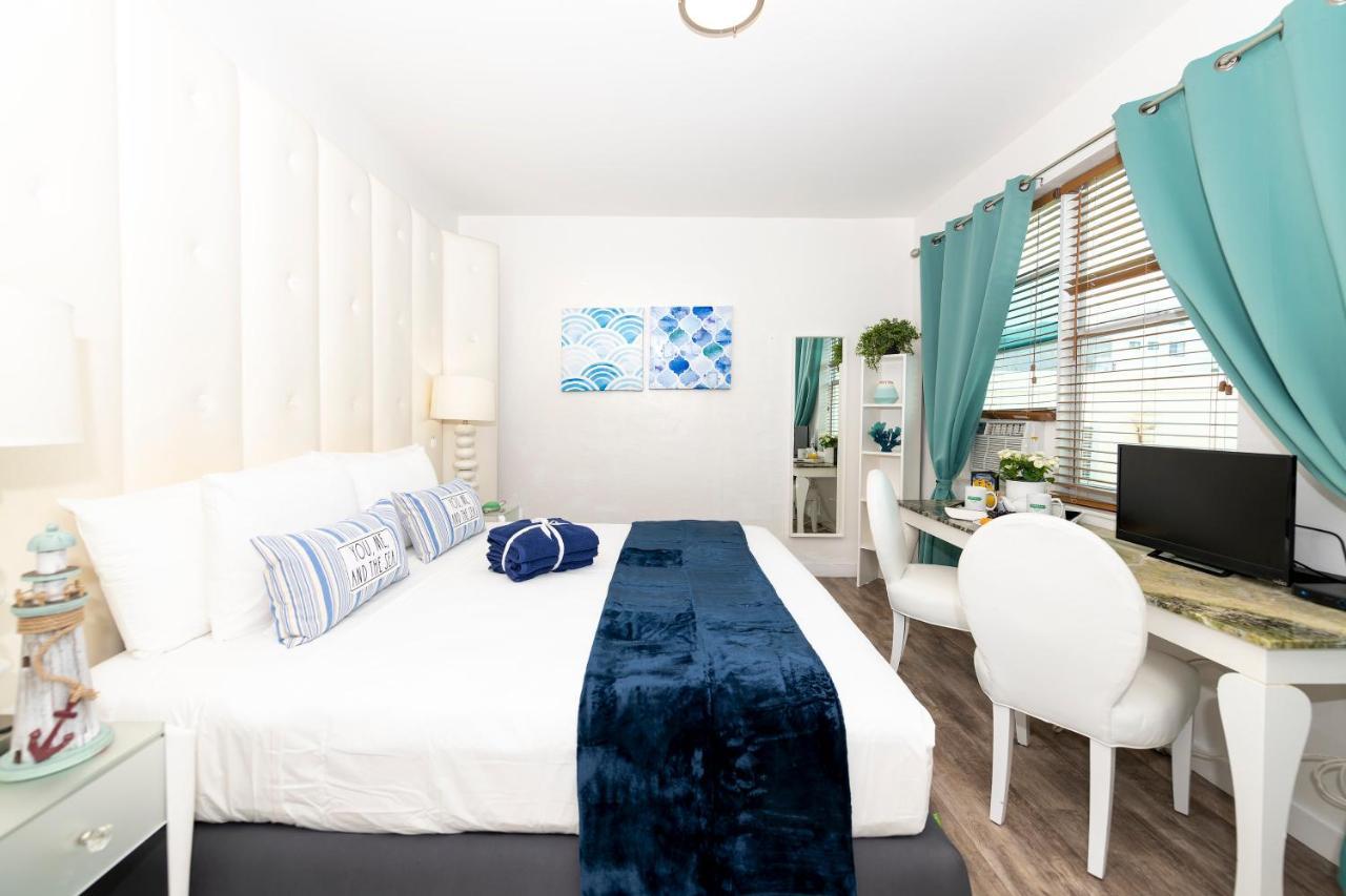 Miami & Bar 3*