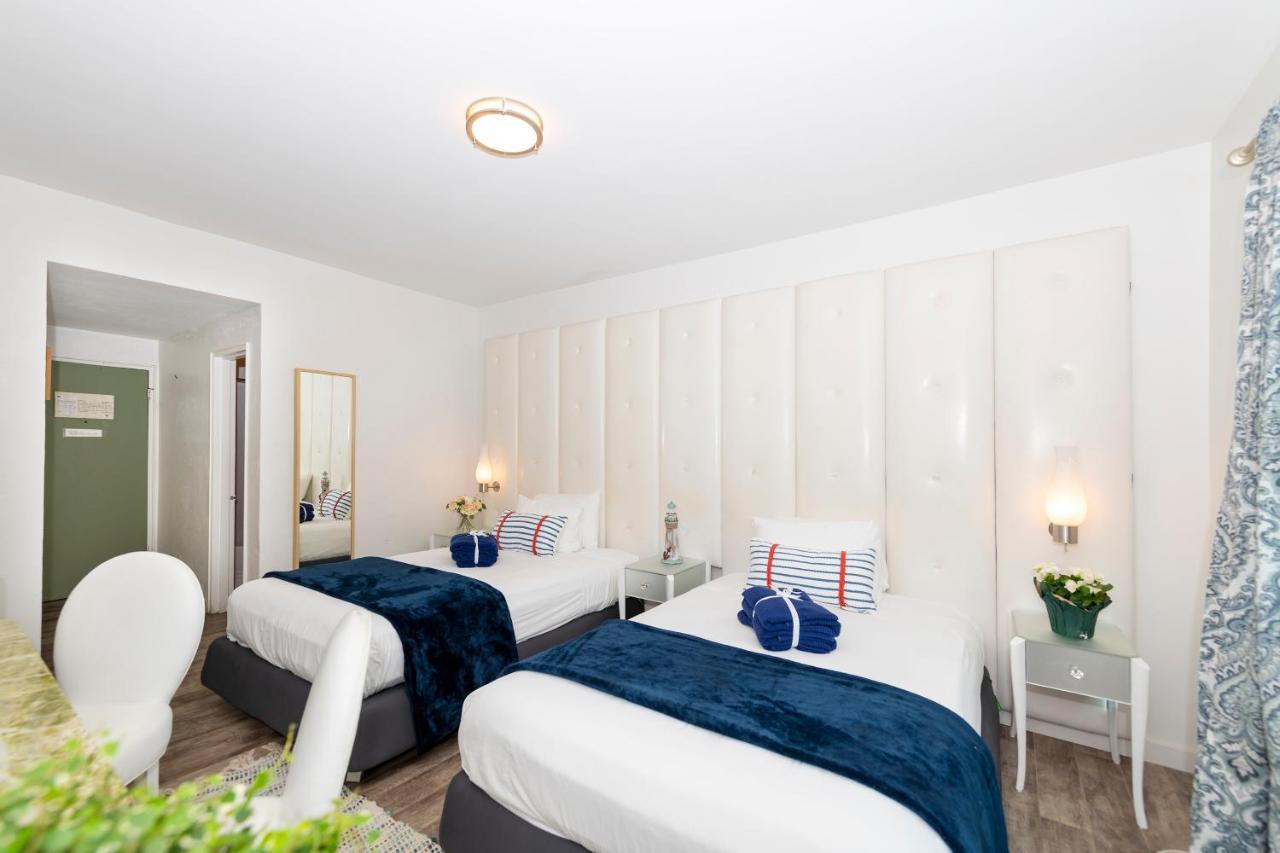 Miami & Bar Hotel 3*