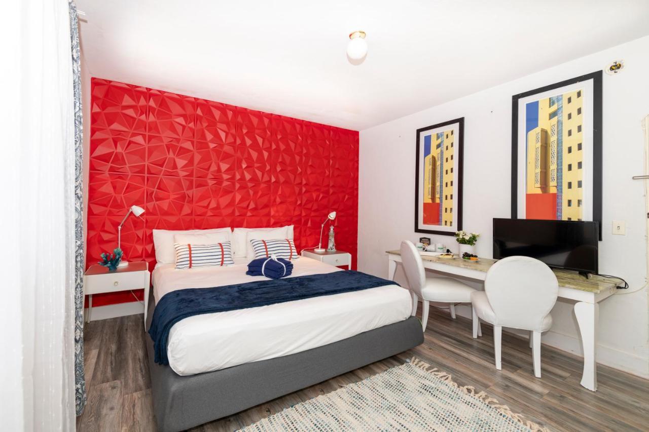 Miami & Bar Hotel