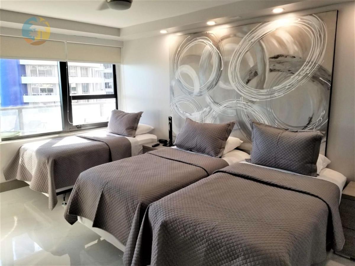 Luxury - Hora Miami Beach