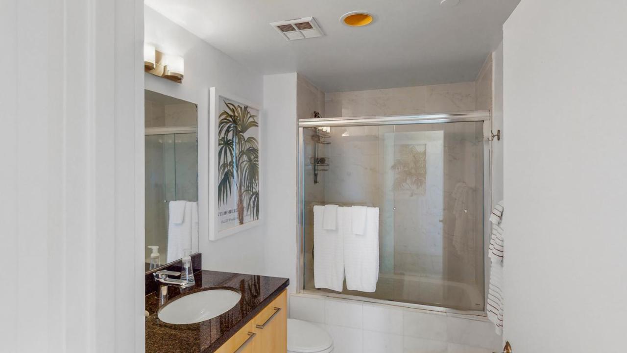 Dream Destinations At Ocean Place Apartment