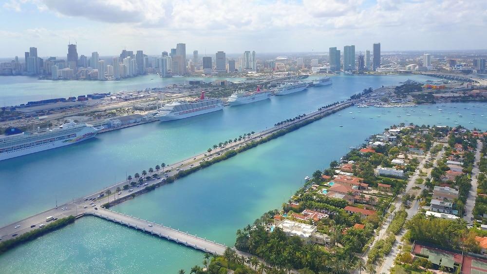 South And * Miami Beach