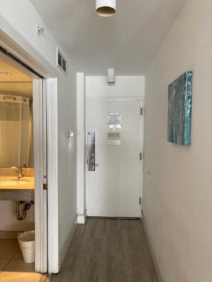 Deluxe Double Unit At Congress Ocean Drive South Beach * Miami Beach