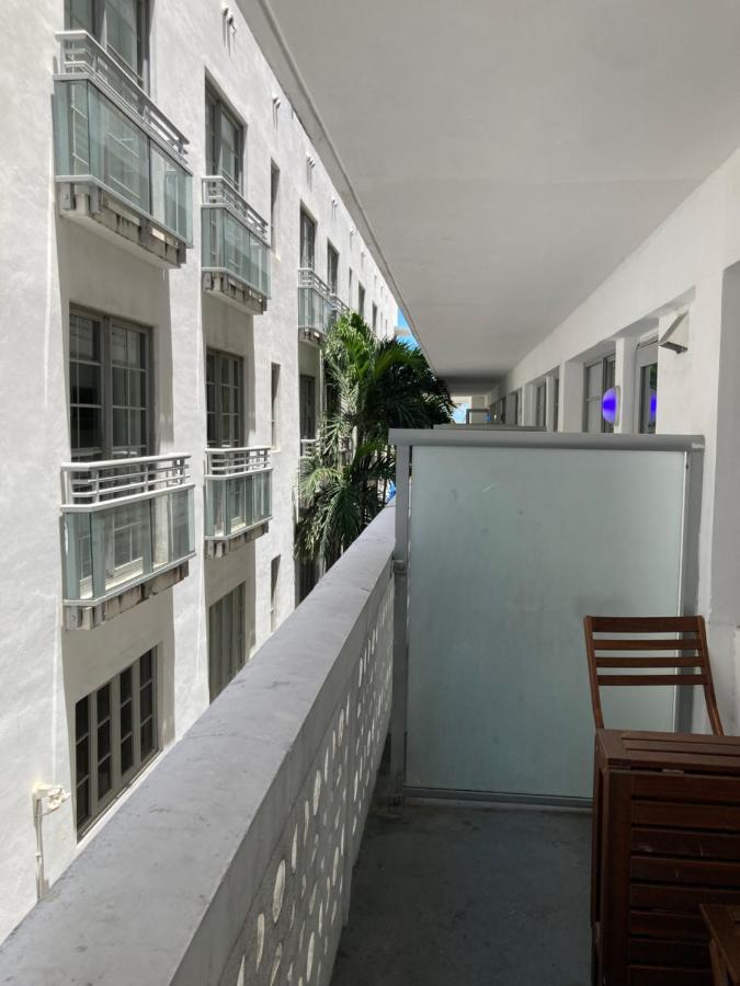 Aparthotel Deluxe Double Unit At Congress Ocean Drive South Beach Miami Beach