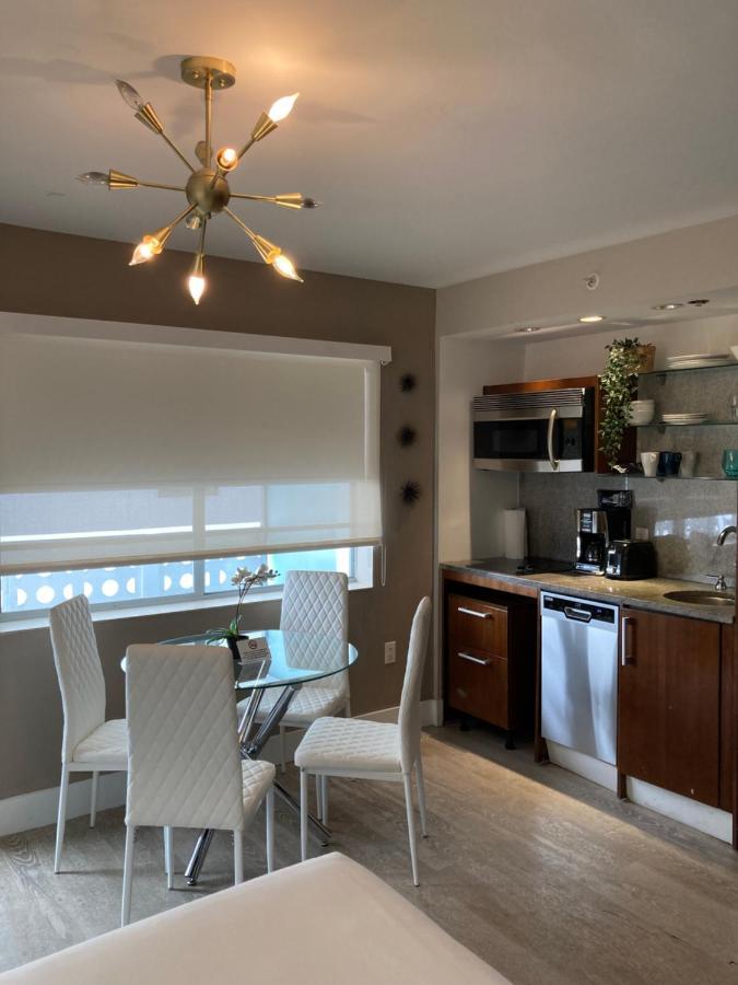 Deluxe Double Unit At Congress Ocean Drive South Beach Aparthotel *