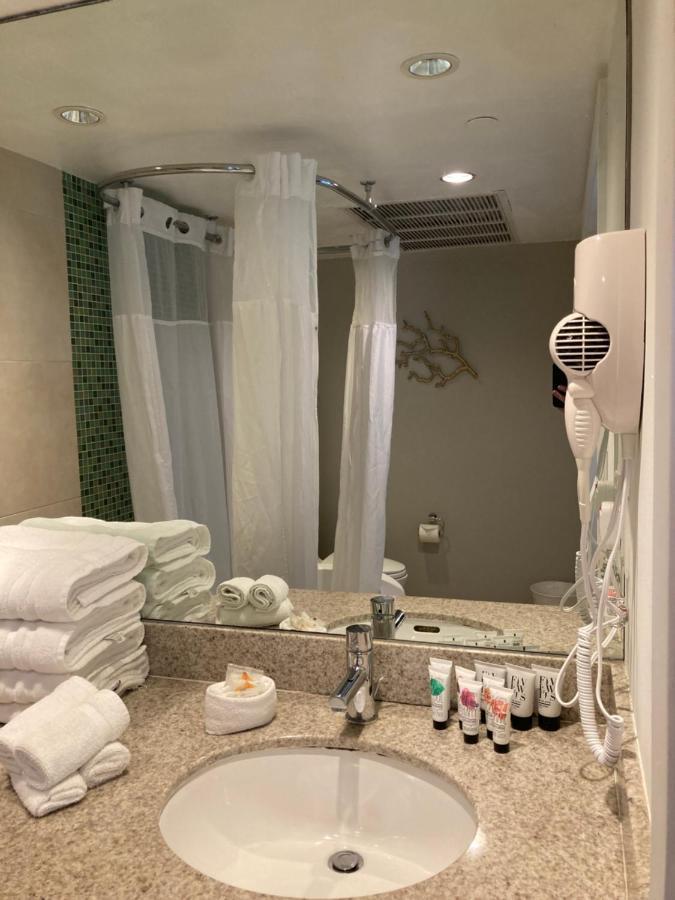 Deluxe Double Unit At Congress Ocean Drive South Beach Aparthotel Miami Beach