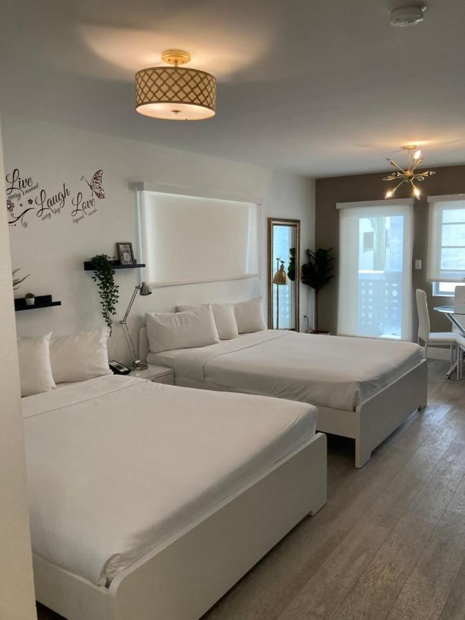 Aparthotel Deluxe Double Unit At Congress Ocean Drive South Beach Miami Beach