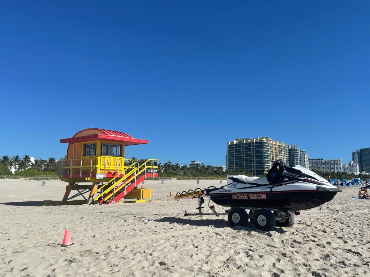 Beachfront In Carlyle On Ocean Drive * Miami Beach