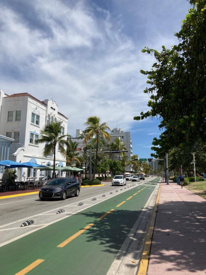 Aparthotel Deluxe Double Unit At Congress Ocean Drive South Beach